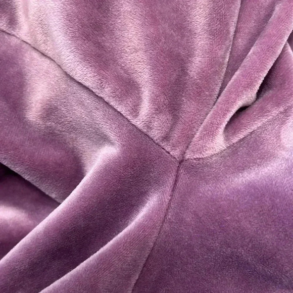 Soft Velour hoodie - Picture 9 of 9
